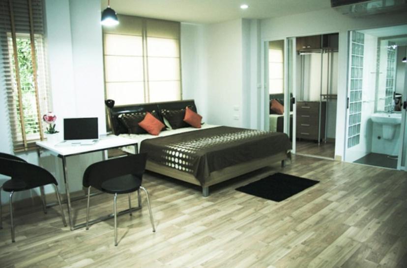 101 Sukhumvit Service Apartment Μπανγκόκ Δωμάτιο φωτογραφία